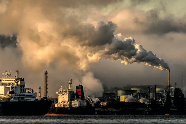 Fosil Yakıt Şirketlerinin Geleceği Sigaracılar Gibi mi Olacak?